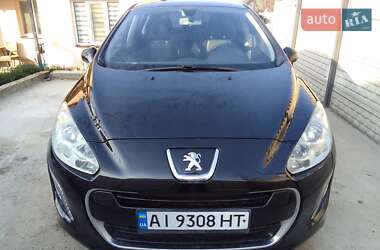 Хетчбек Peugeot 308 2011 в Києві