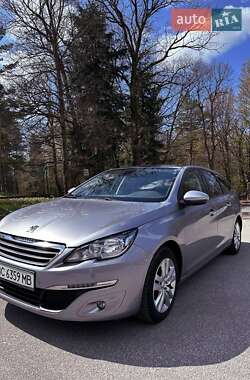 Універсал Peugeot 308 2015 в Трускавці