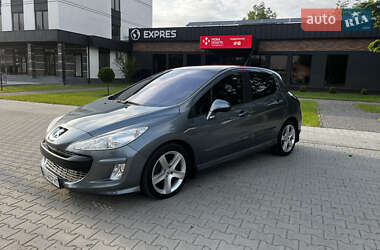 Хетчбек Peugeot 308 2008 в 