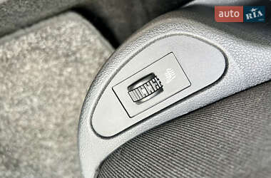 Універсал Peugeot 308 2012 в 