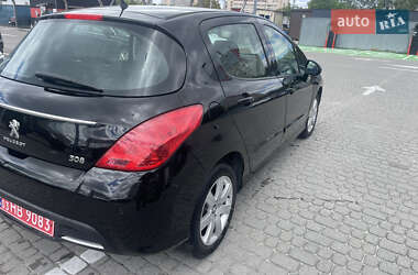 Хэтчбек Peugeot 308 2012 в 