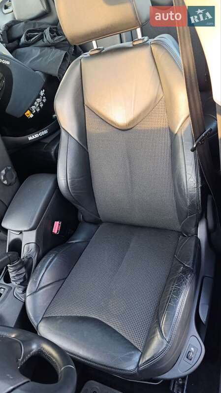 Хэтчбек Peugeot 308 2012 в Киеве