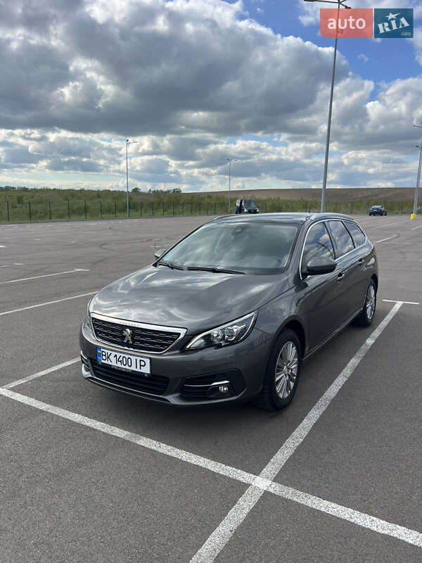 Універсал Peugeot 308 2019 в Рівному