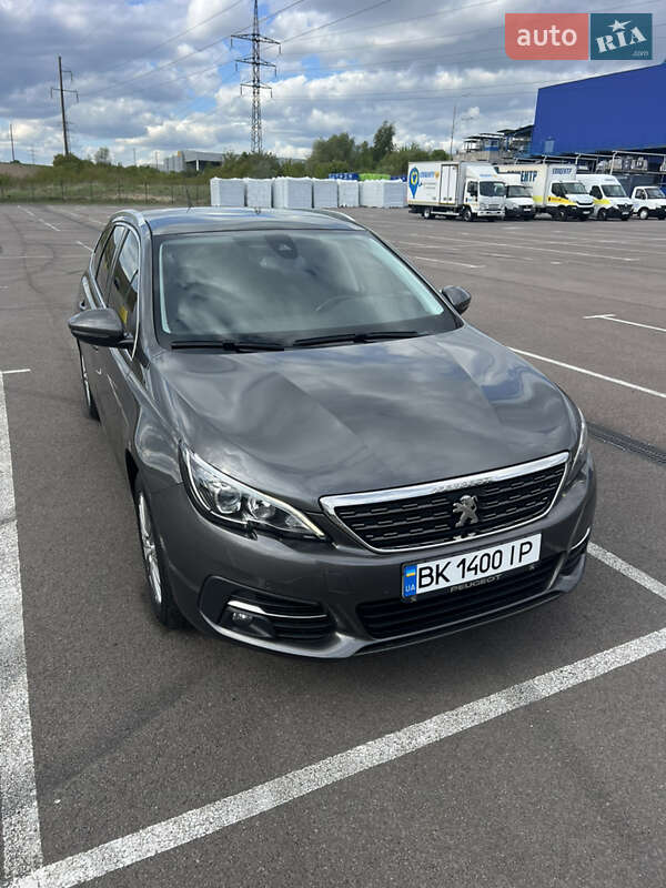 Універсал Peugeot 308 2019 в Рівному