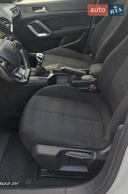 Универсал Peugeot 308 2015 в 