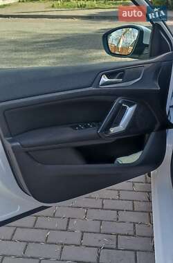 Универсал Peugeot 308 2015 в 