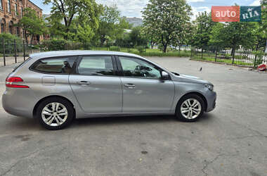 Универсал Peugeot 308 2018 в 