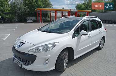Универсал Peugeot 308 2010 в Киеве