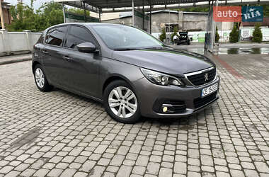 Хэтчбек Peugeot 308 2017 в 