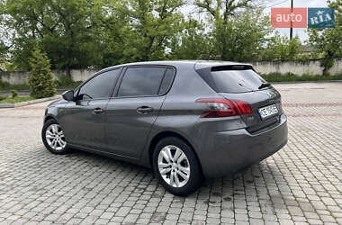 Хэтчбек Peugeot 308 2017 в 