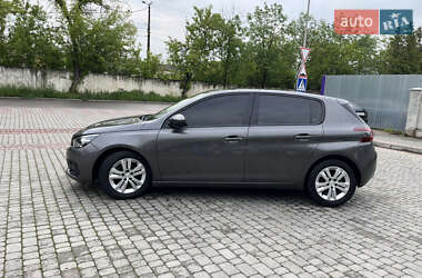 Хэтчбек Peugeot 308 2017 в 