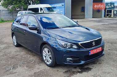 Универсал Peugeot 308 2020 в 