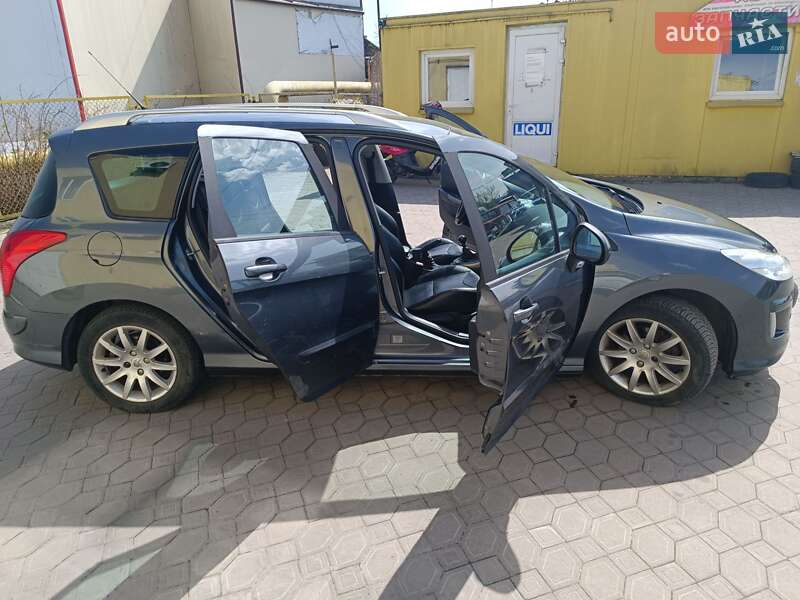 Универсал Peugeot 308 2008 в Львове