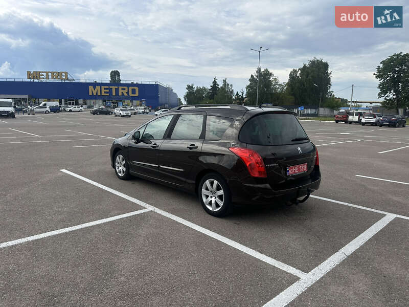Універсал Peugeot 308 2011 в Житомирі