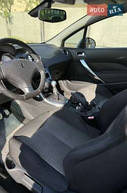 Кабриолет Peugeot 308 2009 в 