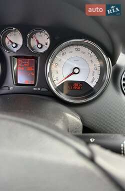 Кабриолет Peugeot 308 2009 в 