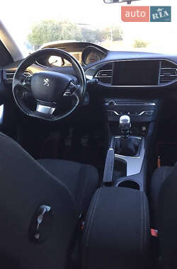 Универсал Peugeot 308 2014 в 