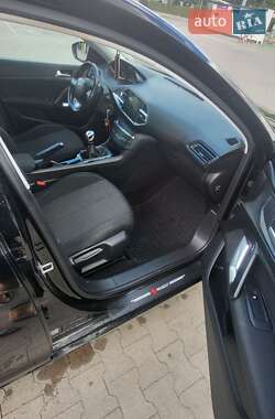 Універсал Peugeot 308 2017 в 