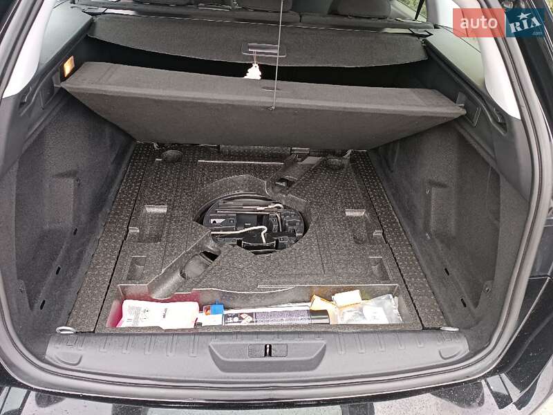 Универсал Peugeot 308 2017 в Дубно