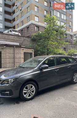 Универсал Peugeot 308 2020 в 