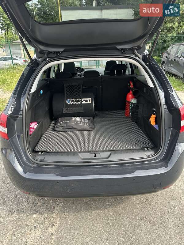 Універсал Peugeot 308 2015 в Києві