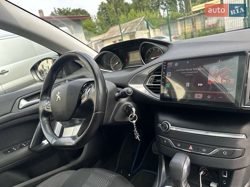 Універсал Peugeot 308 2015 в Києві