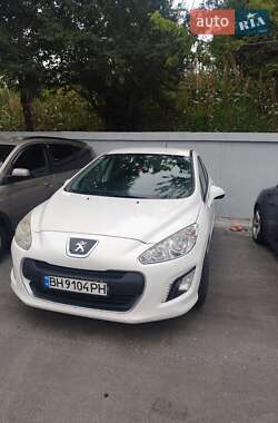 Хэтчбек Peugeot 308 2012 в Киеве