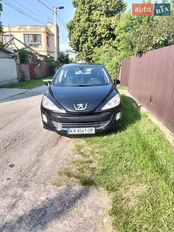 Хэтчбек Peugeot 308 2008 в Броварах