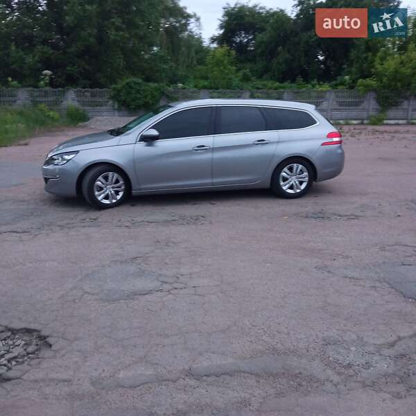 Універсал Peugeot 308 2015 в Бердичеві