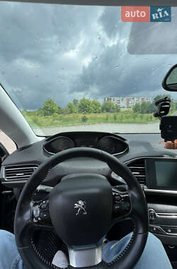 Универсал Peugeot 308 2014 в 