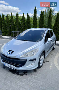 Хэтчбек Peugeot 308 2008 в Надворной
