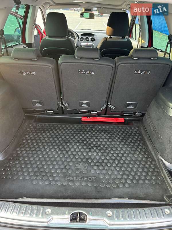 Универсал Peugeot 308 2012 в Калуше