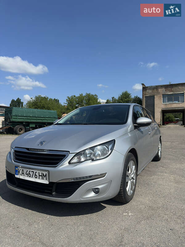 Универсал Peugeot 308 2016 в Звенигородке