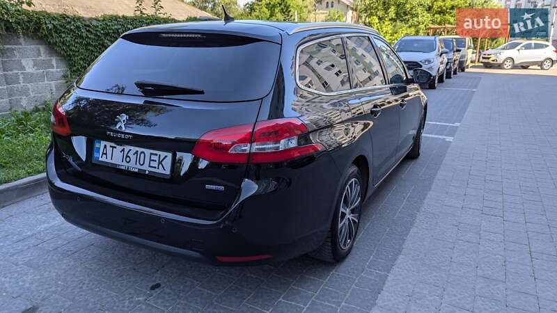 Універсал Peugeot 308 2015 в Івано-Франківську