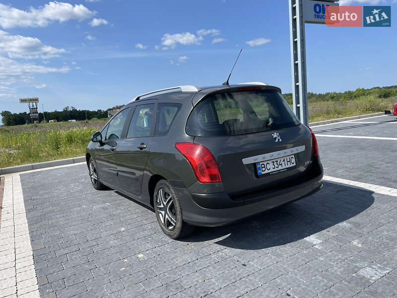 Універсал Peugeot 308 2010 в Львові
