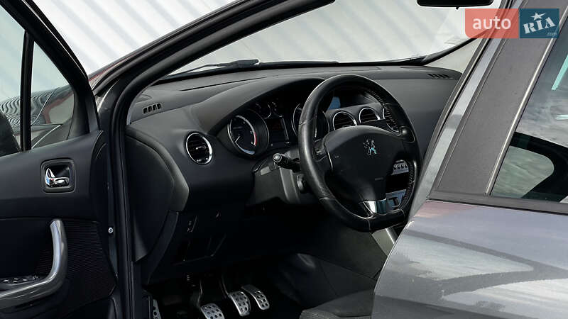 Універсал Peugeot 308 2011 в Львові