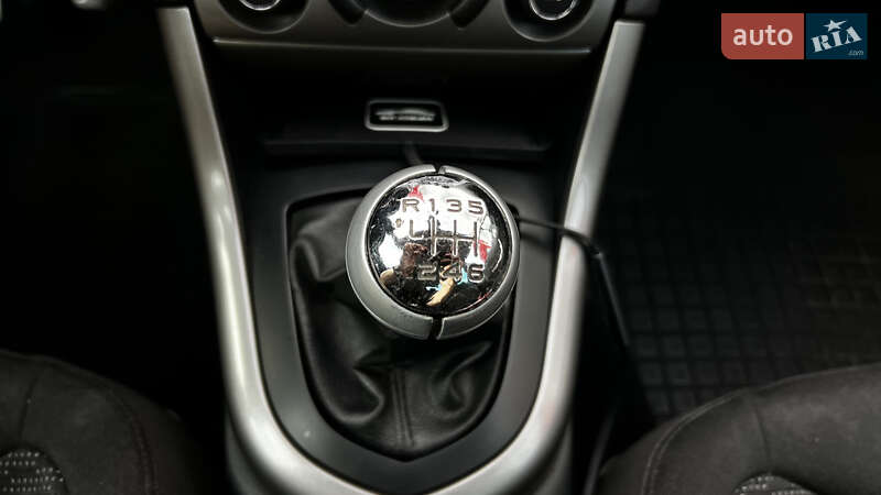 Універсал Peugeot 308 2011 в Львові