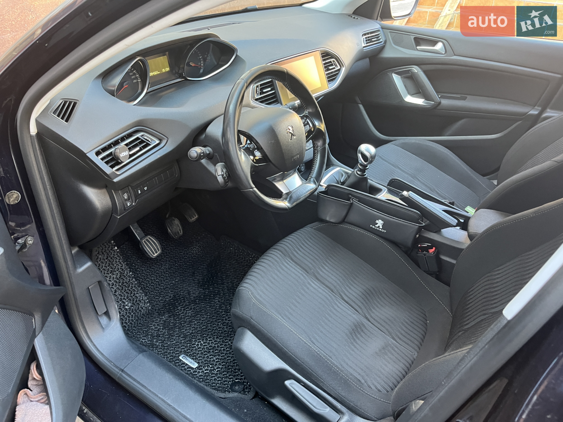 2016 Peugeot 308 - мініатюра 13