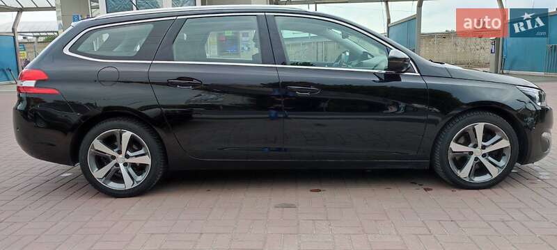 Универсал Peugeot 308 2016 в Луцке