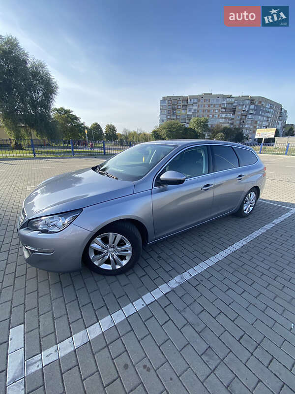 Універсал Peugeot 308 2015 в Шептицькому