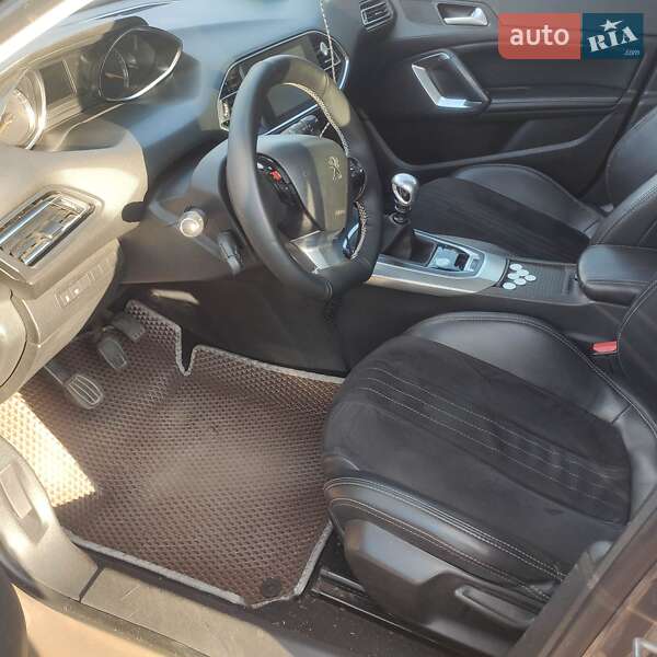 Універсал Peugeot 308 2015 в Одесі