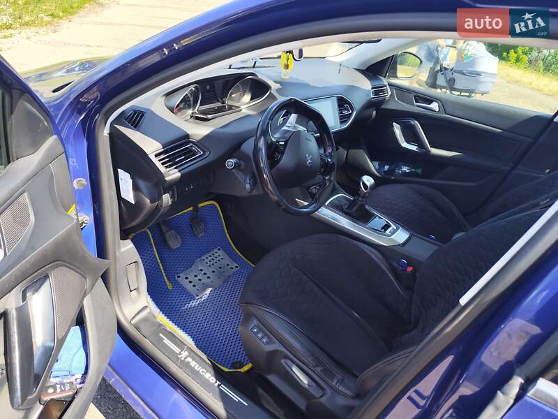 Універсал Peugeot 308 2017 в Черкасах