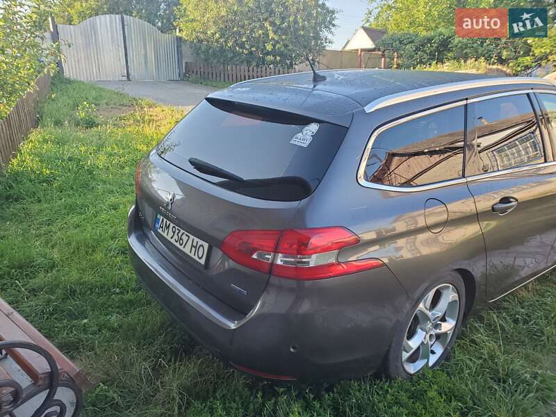 Універсал Peugeot 308 2015 в Житомирі