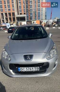 Хетчбек Peugeot 308 2011 в Львові