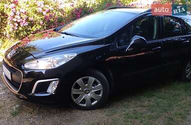 Універсал Peugeot 308 2012 в Стрию