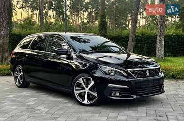Универсал Peugeot 308 2019 в Буче