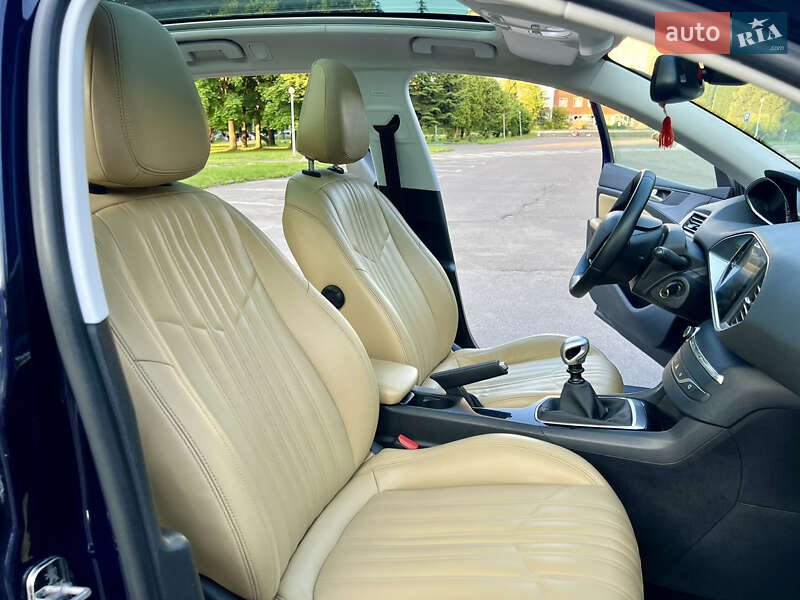 Универсал Peugeot 308 2014 в Ровно