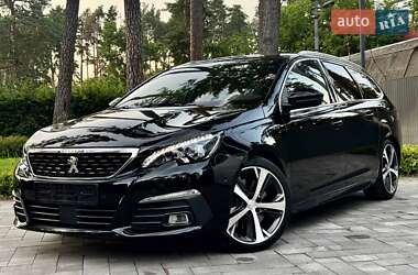 Универсал Peugeot 308 2019 в Буче