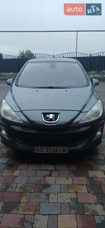 Хэтчбек Peugeot 308 2007 в Мукачево