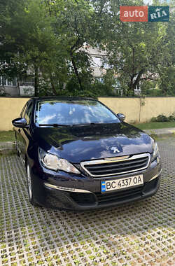 Универсал Peugeot 308 2015 в Львове